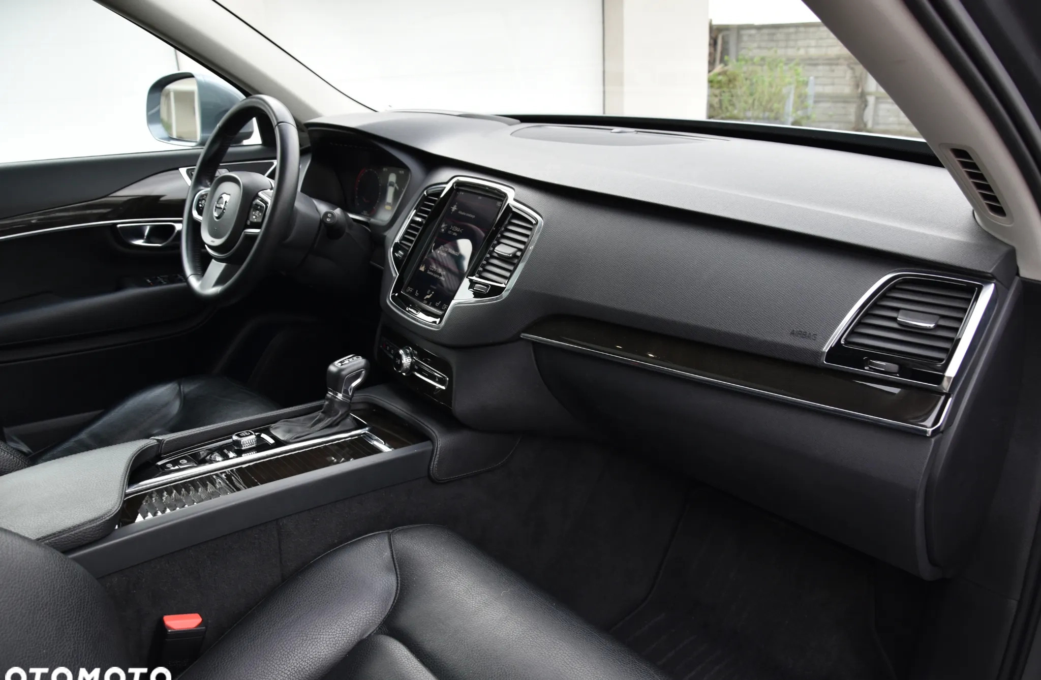 Volvo XC 90 cena 139900 przebieg: 60000, rok produkcji 2018 z Działoszyn małe 466